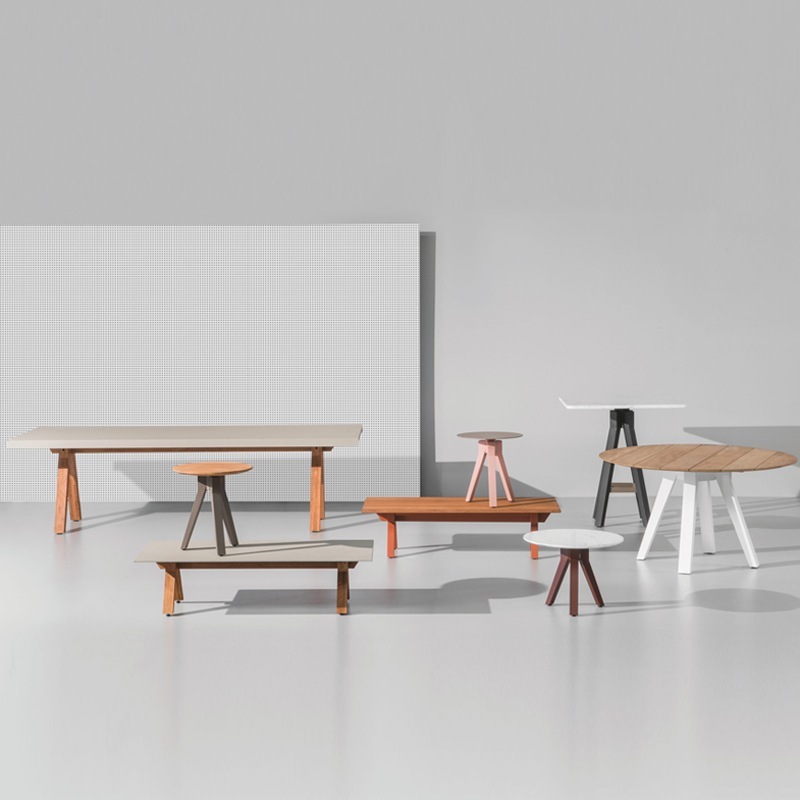 MAIA/ VIEQUES Tische