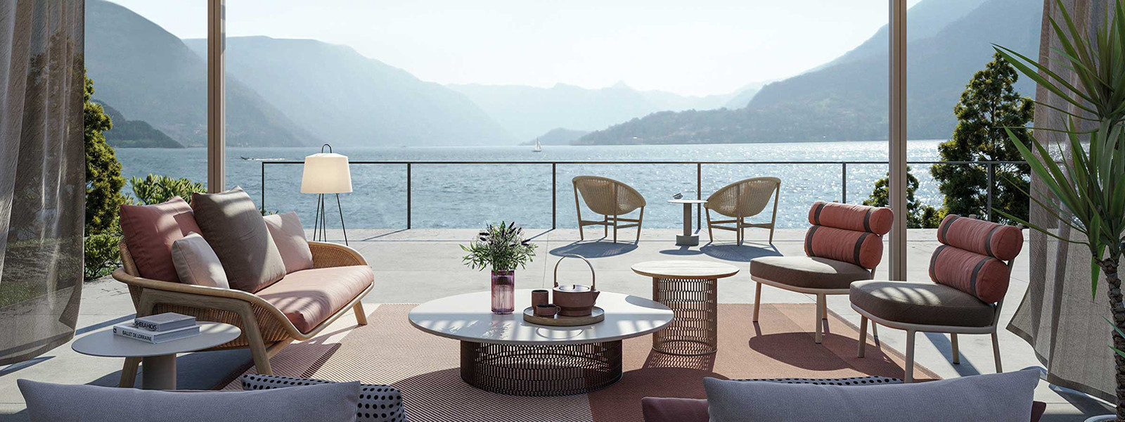 KETTAL Beistelltische Slide background